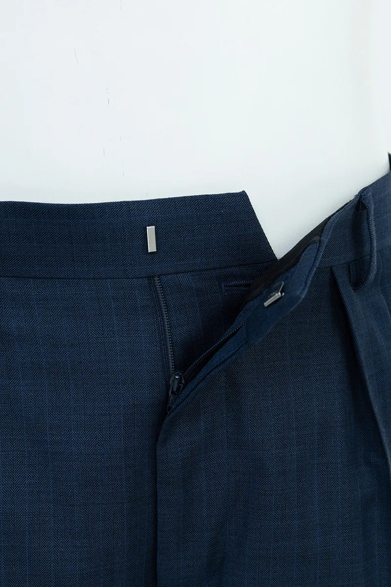 Navy Herringbone Double-Breasted Suit. (DLL0091)
