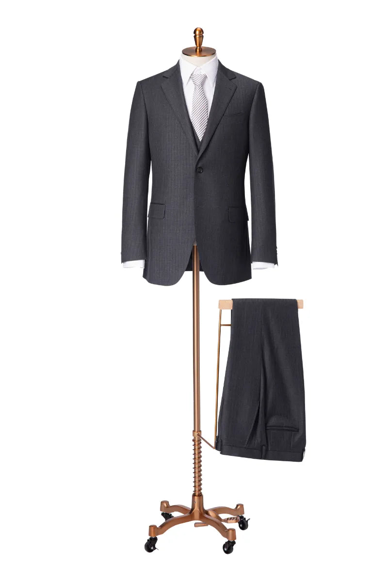 Charcoal Tone-on-Tone Three-Piece Suit：(DBS132A)