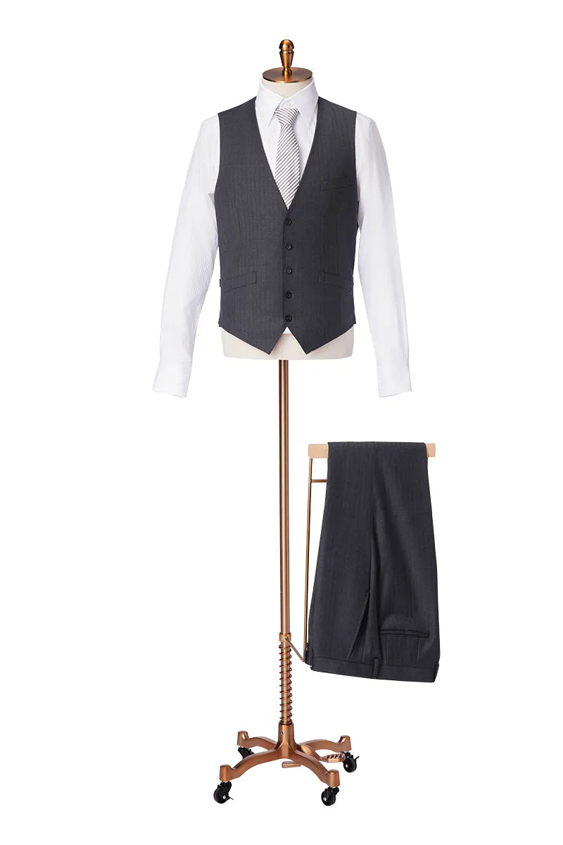 Charcoal Tone-on-Tone Three-Piece Suit：(DBS132A)